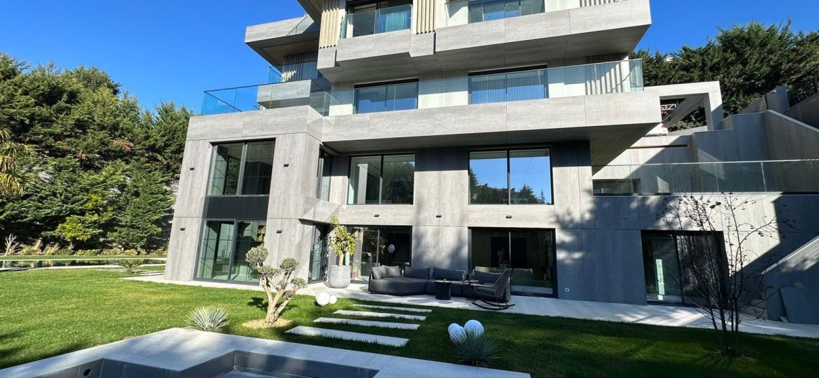 2a7d0b95-9053-4a4b-b3d9-25cfa29cc9f4